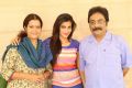 Janaki Sabesh, Shruti Hassan, Prathap Pothen in Poojai Movie Photos