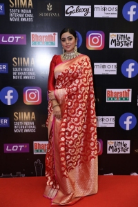 Actress Poorna New Saree Pics @ SIIMA Awards 2021 Red Carpet