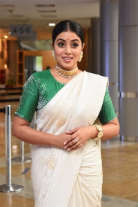 Thalaivi Movie Heroine Poorna Saree Images