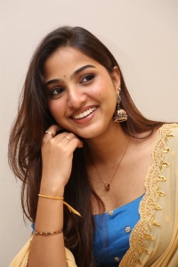 Slum Dog Husband Movie Actress Pranavi Manukonda Interview Photos