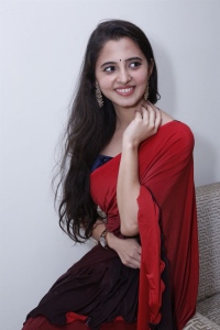 Dongalunnaru Jagratha Actress Preethi Asrani in Red Dress Pics