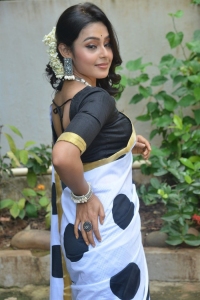 Auto Rajani Movie Heroine Pritha Sengupta Photos