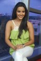 Actress Priya Anand New Pictures