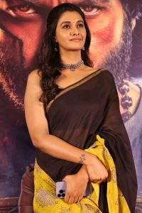 Bhimaa Movie Heroine Priya Bhavani Shankar Black Saree Pics
