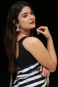 Actress Priyanka Sharma New Photos @ Yashoda Success Meet