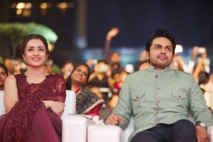 Trisha, Karthi @ PS1 Pre Release Event Bangalore Stills