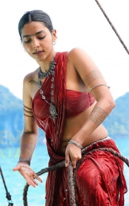 Actress Aishwarya Lekshmi in Ponniyin Selvan PS1 Movie HD Images