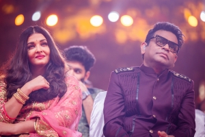 Aishwarya Raii, AR Rahman @ Ponniyin Selvan Part 2 Trailer Launch Stills HD