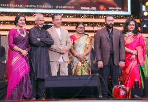 Suhasini, Maniratnam, Kamal, Subaskaran @ Ponniyin Selvan Part 2 Trailer Launch Stills HD