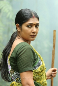Actress Kamalini Mukherjee in Pulimurugan Movie Stills