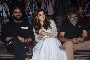 Allu Arjun, Rashmika, Sukumar @ Pushpa Movie Thanks Meet Photos