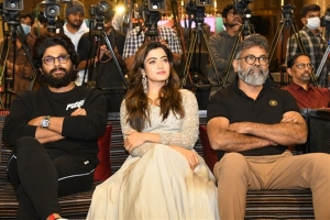 Allu Arjun, Rashmika, Sukumar @ Pushpa Movie Thanks Meet Photos