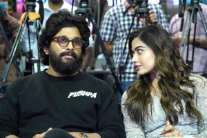 Allu Arjun, Rashmika Mandanna @ Pushpa Movie Thanks Meet Photos