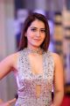 Actress Raashi Khanna Pics @ Mirchi Music Awards South 2017