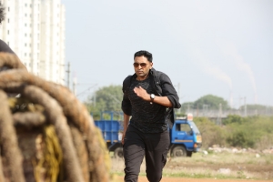 Actor Vikram Prabhu in Raid Movie Images HD