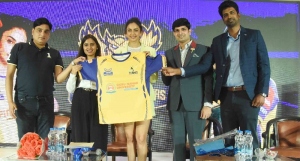 Rakul Preet Singh Unveils Hyderabad Strikers Team Jersey Photos