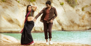 Divyansha Kaushik, Ravi Teja in Ramarao on Duty Movie HD Images