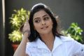 Telugabbai Actress Ramya Nambeesan New Cute Photos