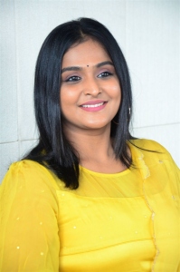 Ramya Nambeesan Latest Stills @ Dayaa Webseries Interview