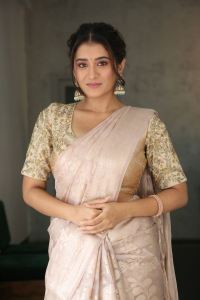 Actress Rashi Singh Cute Saree Photos @ Raj Tarun Movie Opening
