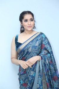 Bomma Blockbuster Movie Heroine Rashmi Gautam Saree Pics