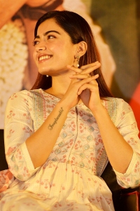 Aadavallu Meeku Joharlu Actress Rashmika Cute Photos
