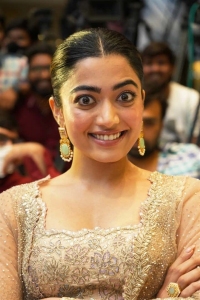 Pushpa Movie Actress Rashmika Latest Pics