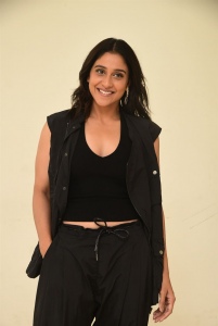 Shakini Dhakini Actress Regina Cassandra Pics