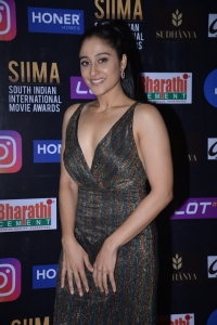 Actress Regina Cassandra Pictures @ SIIMA Awards 2021