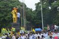 Prabhu, Ramkumar, Vikram Prabhu Respect for Sivaji Statue Photos