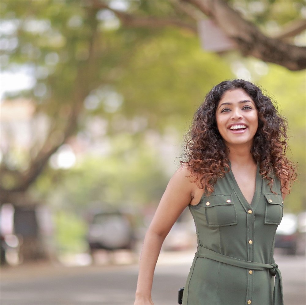 [Image: Malayalam-Tamil-Actress-Rima-Kallingal-L...ae9ddc.jpg]