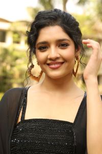 Valari Movie Actress Ritika Singh Photos
