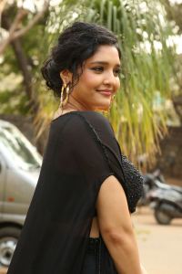 Valari Actress Ritika Singh New Photos