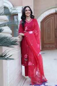 Actress Ritu Varma New Photos @ Mazaka Movie Interview