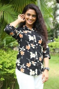 Mr Pregnant Movie Heroine Roopa Koduvayur Stills