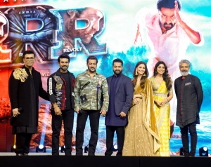 Karan Johar, Ram Charan, Salman Khan, Jr NTR, Alia Bhatt, Shriya Saran, SS Rajamouli @ RRR Mumbai Event Pictures