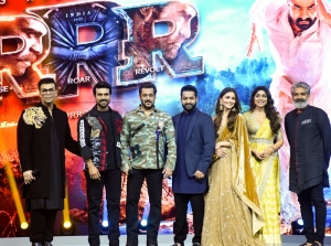 Karan Johar, Ram Charan, Salman Khan, Jr NTR, Alia Bhatt, Shriya Saran, SS Rajamouli @ RRR Mumbai Event Pictures