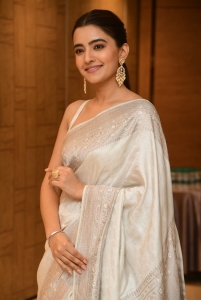 Telugu Actress Rukshar Dhillon Saree Images