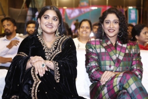 Nivetha Thomas, Regina Cassandra @ Saakini Daakini Pre Release Event Stills