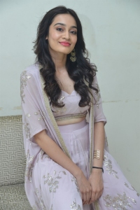 Neetho Movie Heroine Saathvika Raj Photos