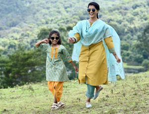 Baby Krithika, Varalaxmi in Sabari Movie HD Images