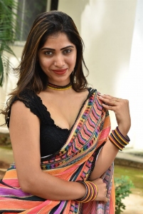 Actress Sahar Krishnan New Pics @ Antele Katha Antele Movie Press Meet