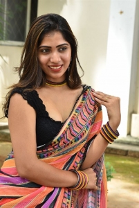 Antele Katha Antele Actress Sahar Krishnan Saree Pics