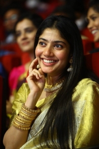 Actress Sai Pallavi Cute Smile Pictures @ Aadavallu Meeku Johaarlu Pre Release