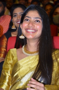 Actress Sai Pallavi Smile Pictures @ Aadavallu Meeku Johaarlu Pre Release