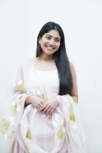 Shyam Singha Roy Actress Sai Pallavi Cute Pictures