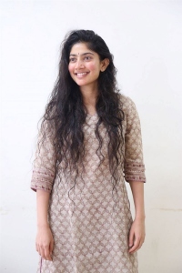 Virata Parvam Movie Actress Sai Pallavi New Pictures