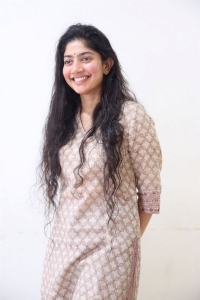 Virata Parvam Movie Actress Sai Pallavi New Pictures