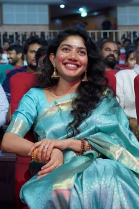 Virata Parvam Movie Actress Sai Pallavi Cute Saree Stills