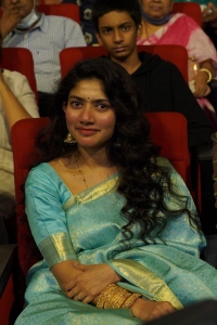 Virata Parvam Movie Actress Sai Pallavi Cute Saree Stills